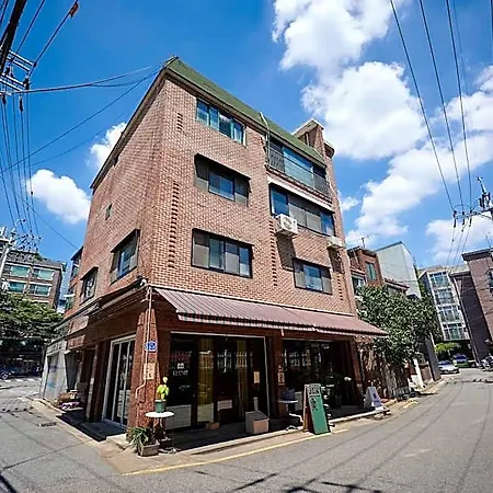 Hapjeong Station Exit 7, 5 Minute Walk, 3 Rooms