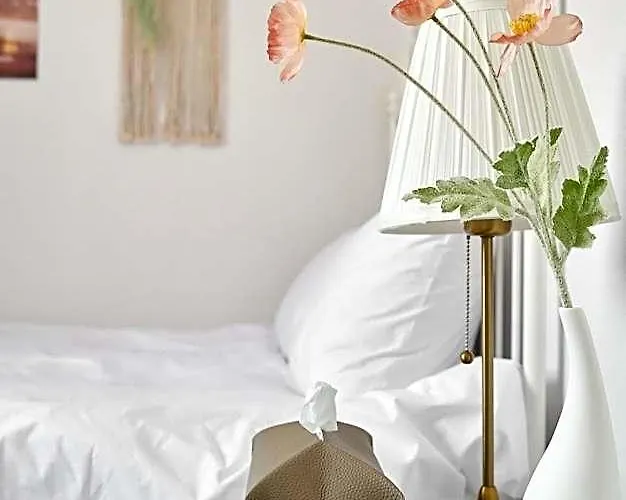 Hapjeong Station Exit 7, 5 Minute Walk, 3 Hotel 3*
